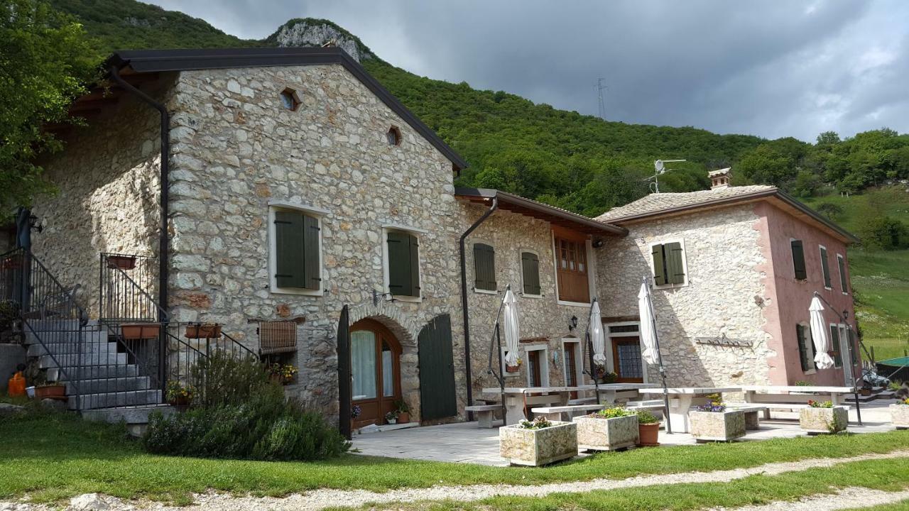 Agriturismo Lusani Caprino Veronese Exterior foto